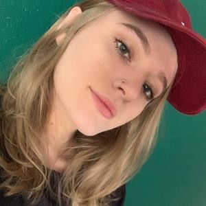 Meet your Posher, Kara